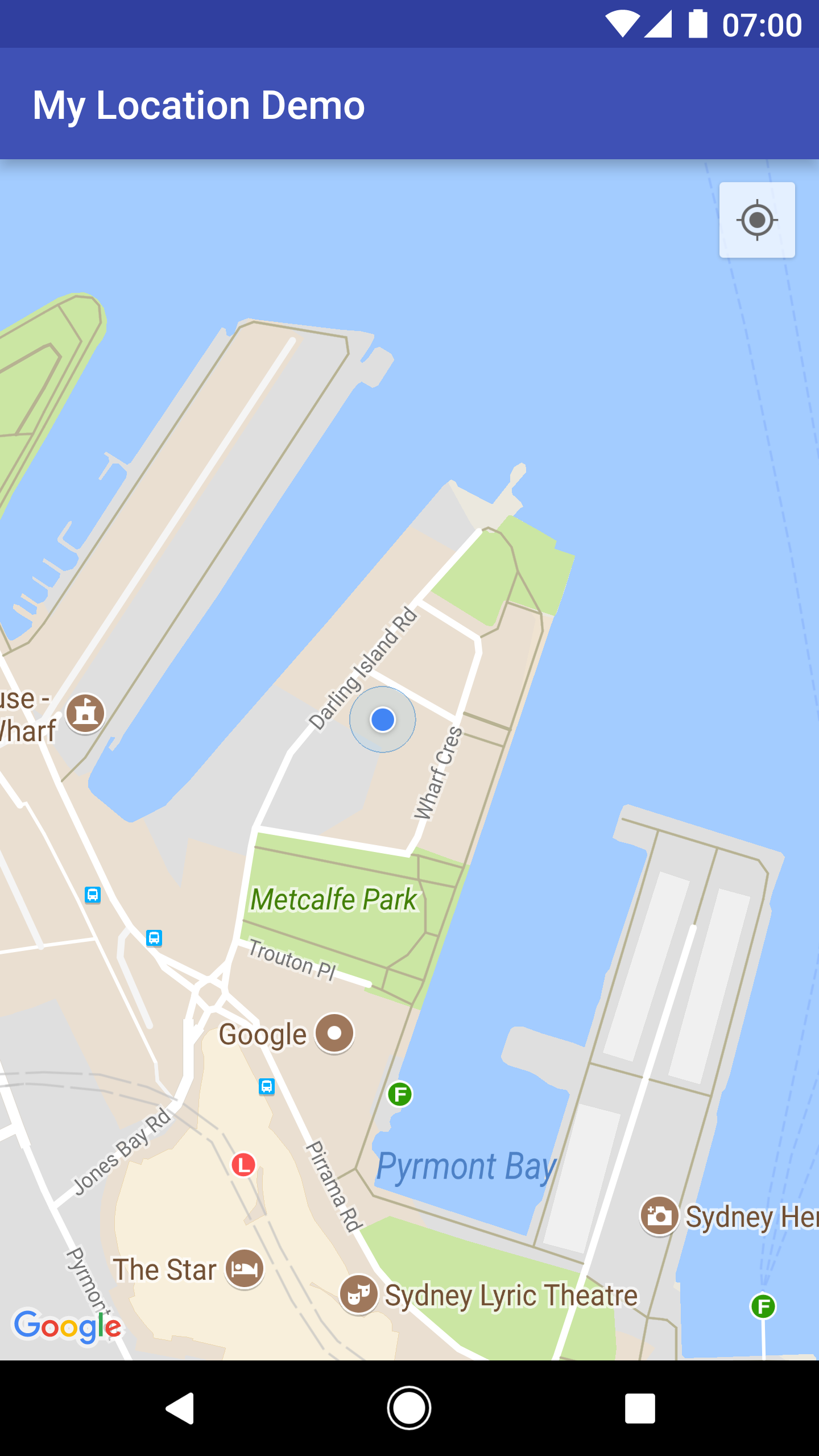 دکمه مکان من در بالا سمت راست. My Location button