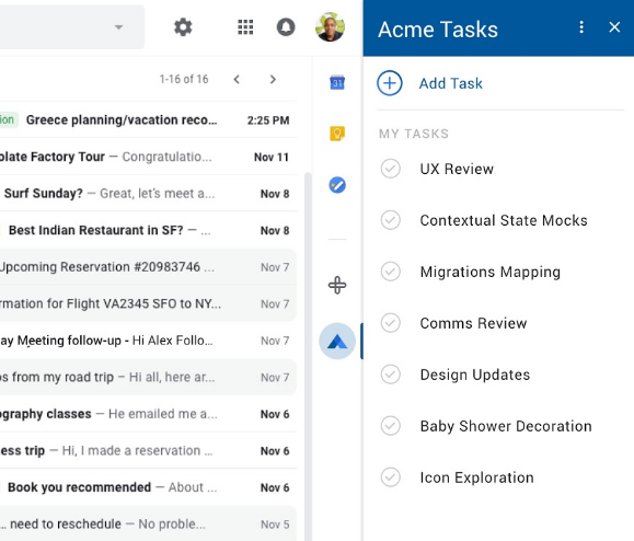 Google Workspace 边栏，其中显示了已安装的 Google Workspace 插件图标