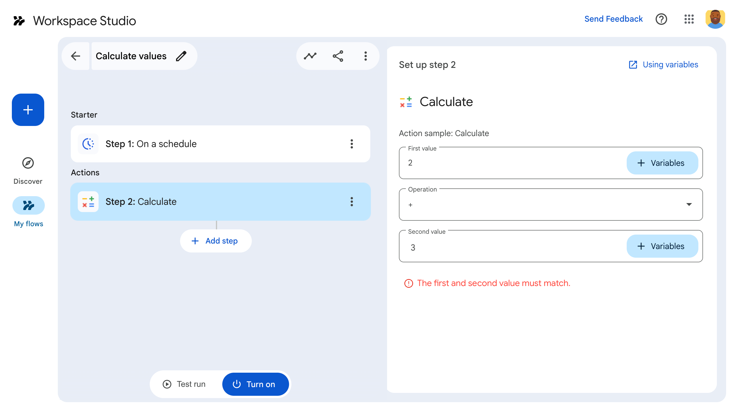 Gdy warunek failCondition zostanie spełniony (dane wejściowe nie są równe), widżet komunikatu o błędzie zostanie ustawiony na VISIBLE i pojawi się.